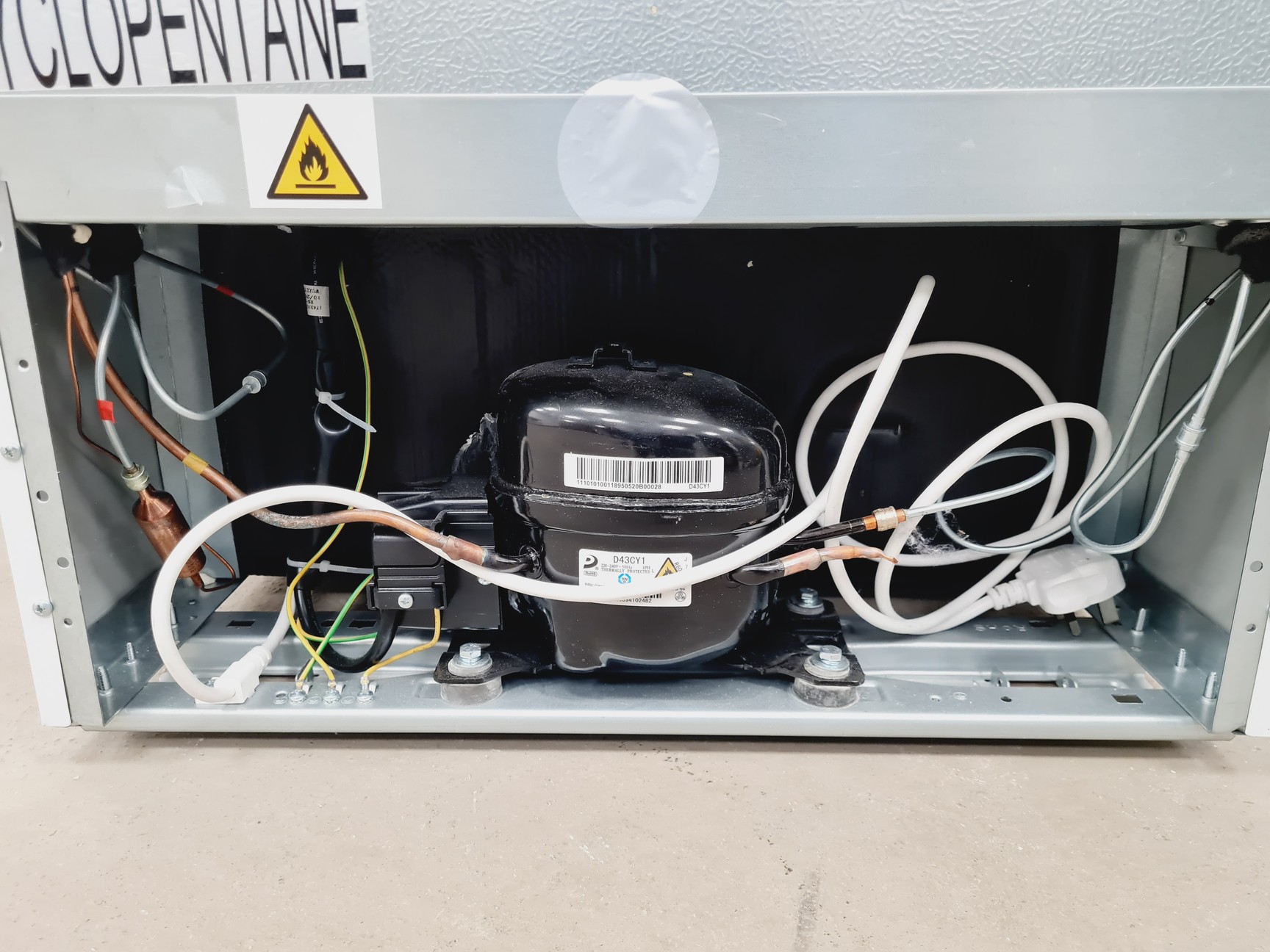 Image of LEC+ Laboratory Medical Freezer ISU1111 Lab