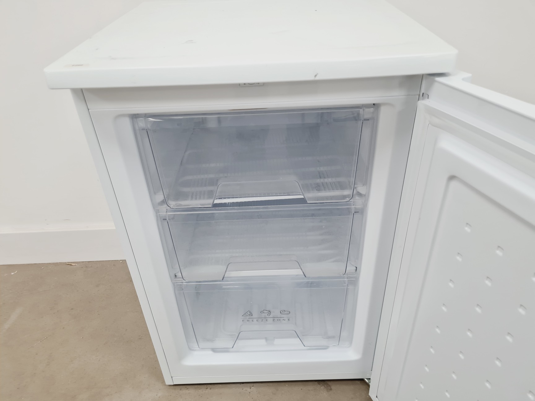 Image of LEC+ Laboratory Medical Freezer ISU1111 Lab