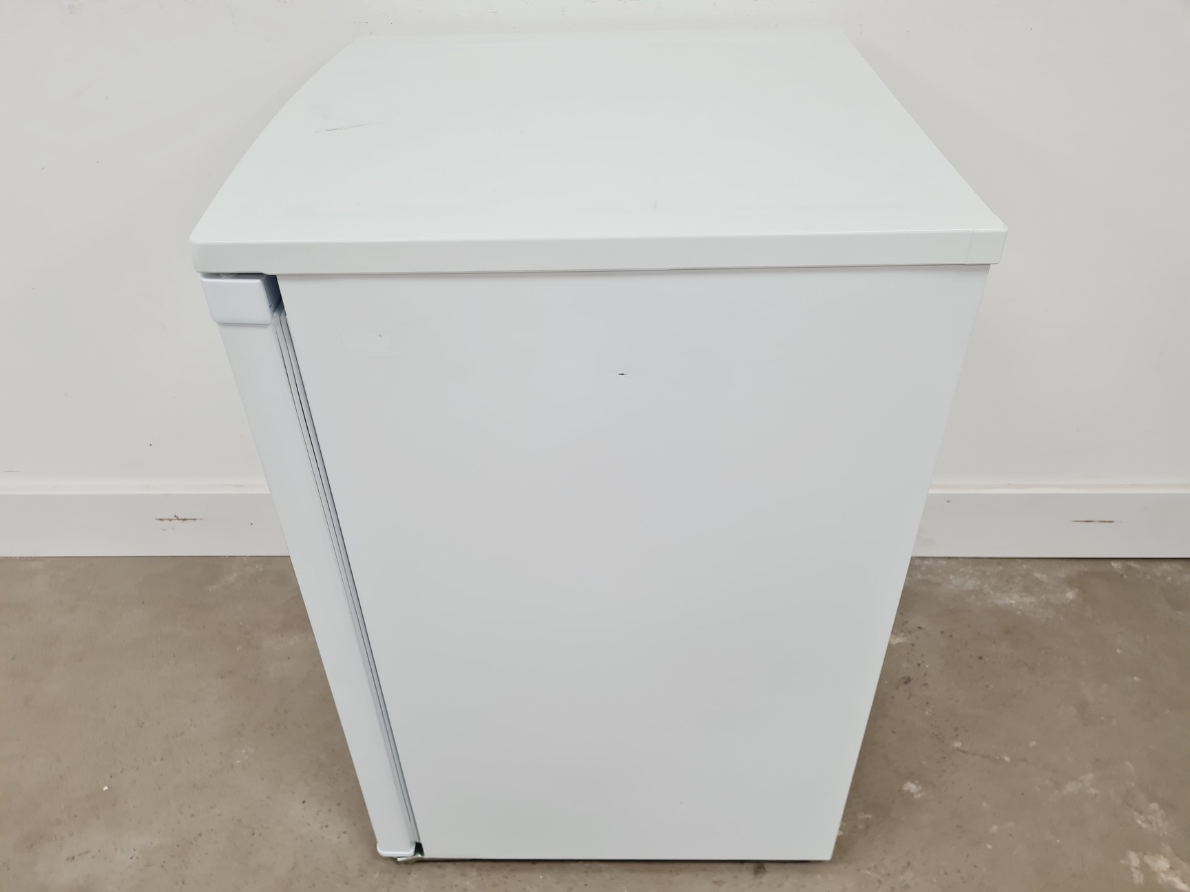 Image of LEC+ Model No. SU1111 Laboratory Medical Freezer Lab