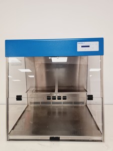 Image of VWR PCR Benchtop Workstation Lab