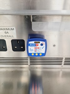 Thumbnail image of VWR PCR Benchtop Workstation Lab