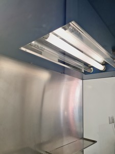 Thumbnail image of VWR PCR Benchtop Workstation Lab