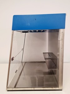 Thumbnail image of VWR PCR Benchtop Workstation Lab