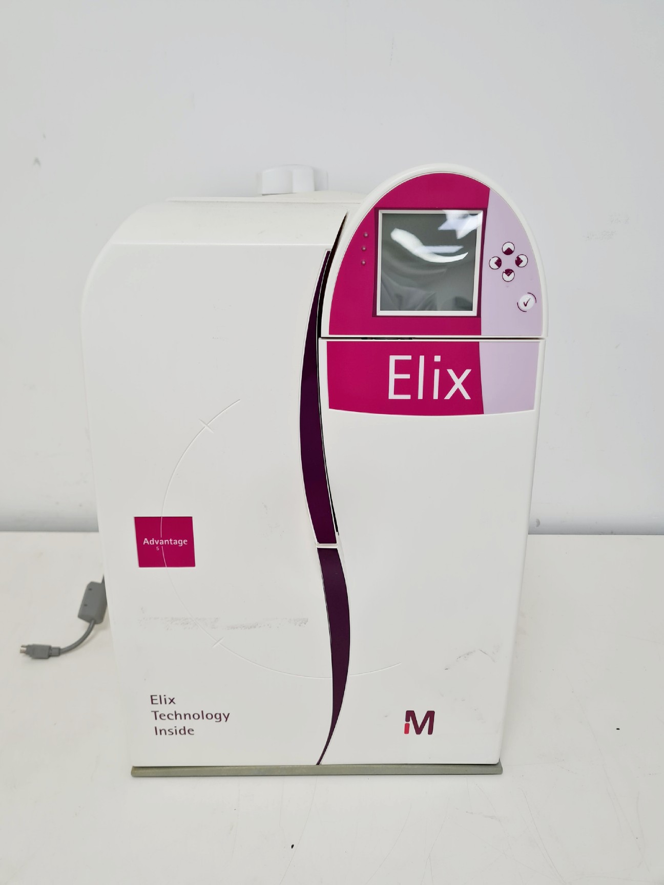 Image of Elix Advantage 5 Water Purification System + Millipore 60 Litre PE060 Tank Lab