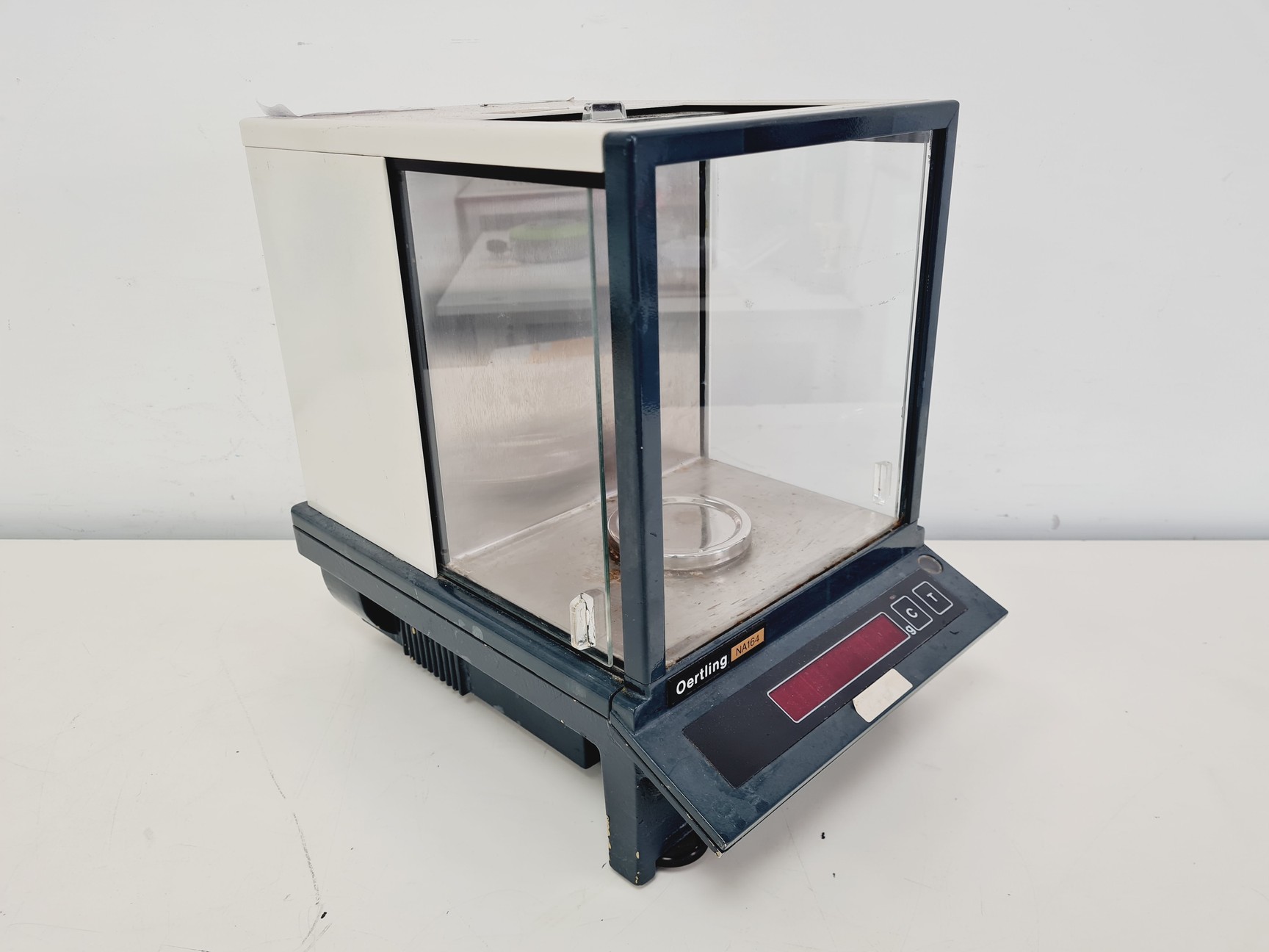 Image of Oertling NA164 4DP Analytical Balance Lab
