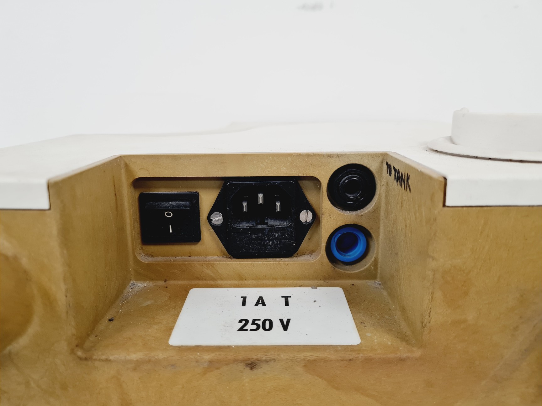 Image of Millipore Elix 5 Water Purification System + 60L Tank Lab