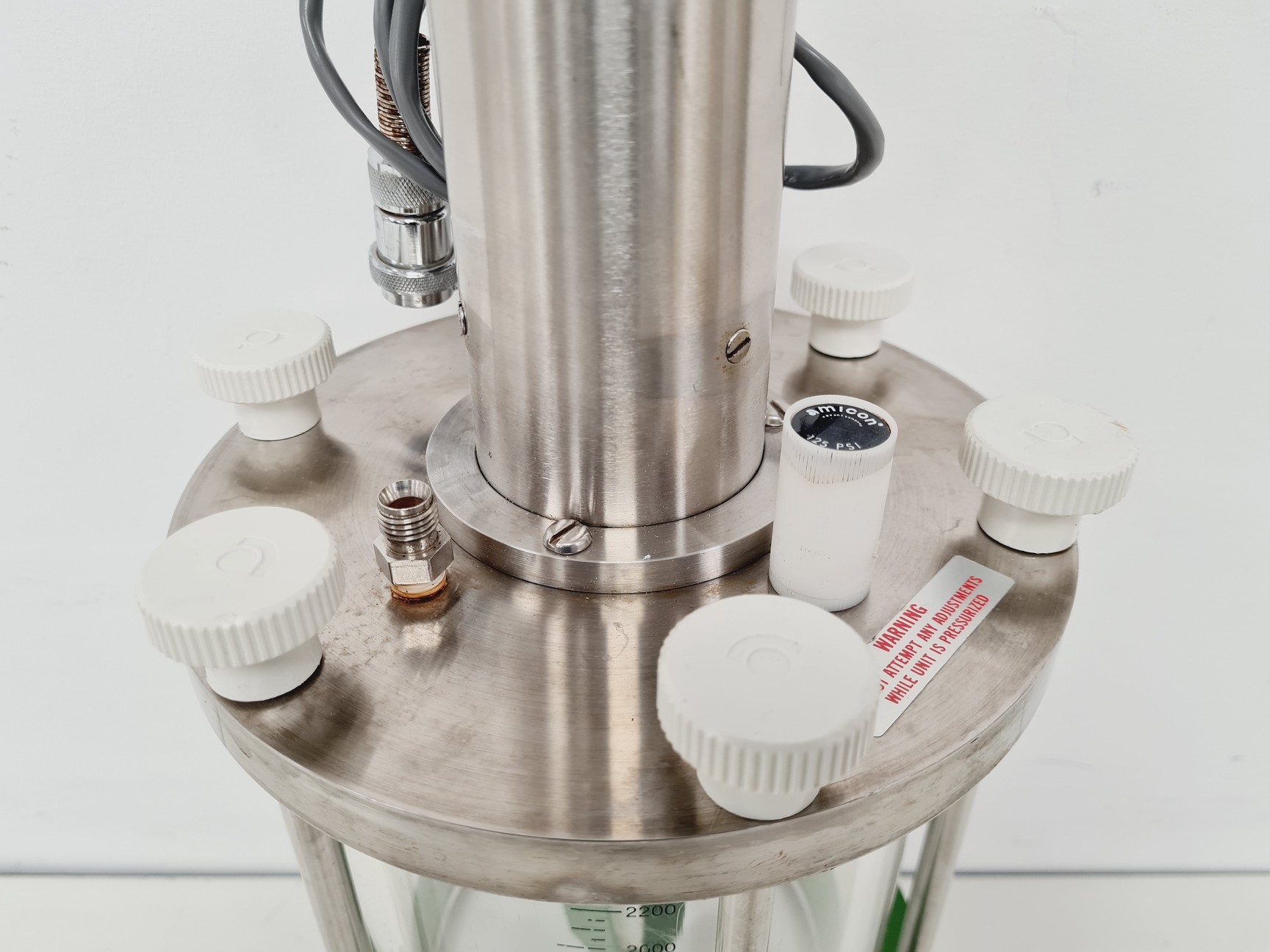 Image of Amicon M2000 High Performance Ultra Filtration Cell w/ Controller Lab