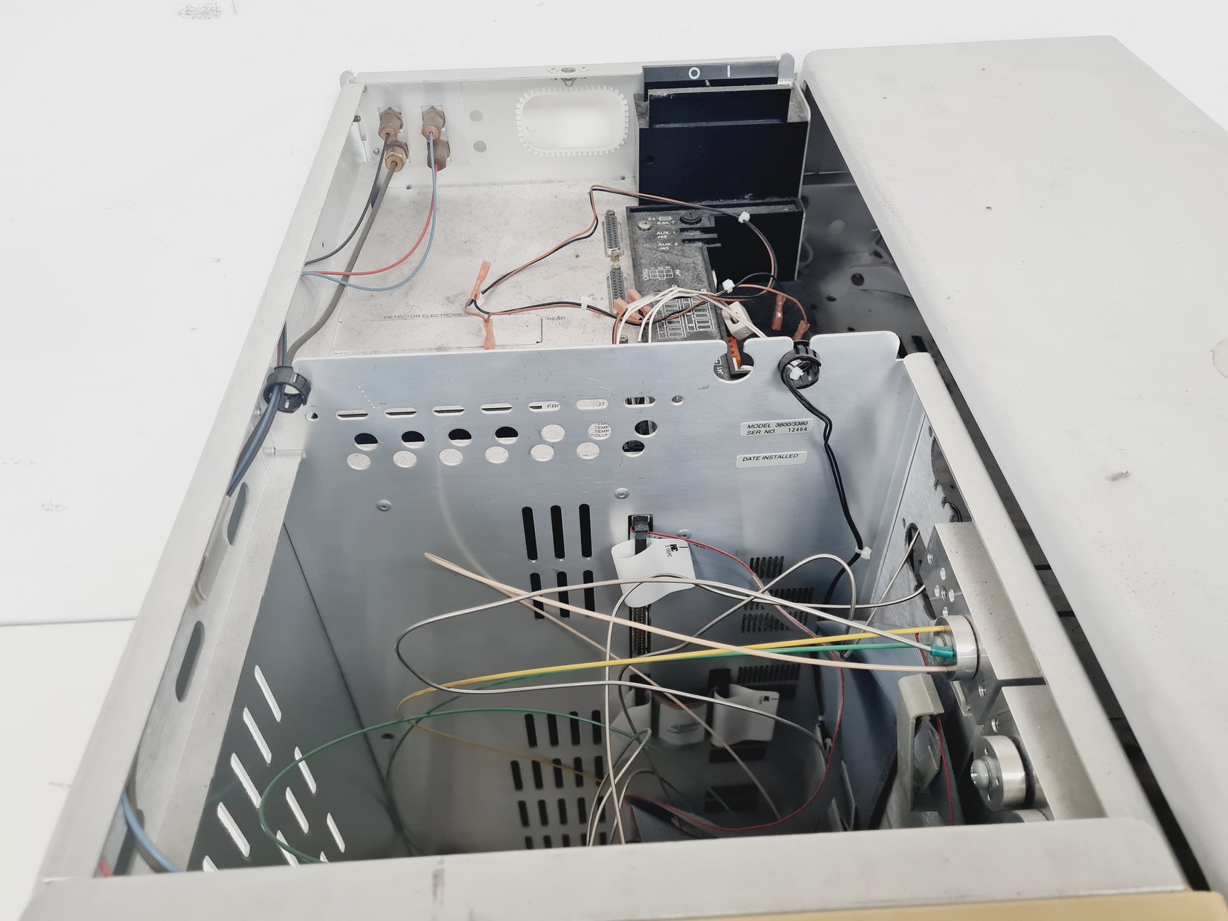 Image of Varian 4000 GC/MS Gas Chromatograph 3800/3380 Spares/Repair Lab