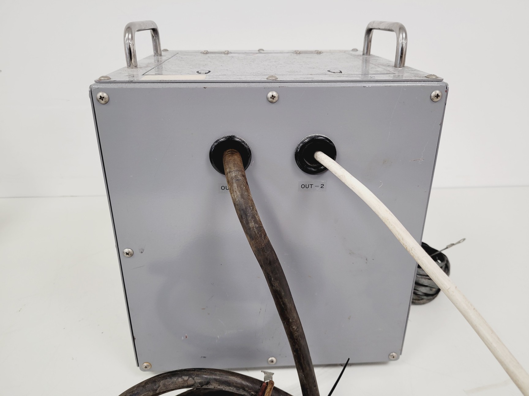 Image of Hitachi S-520 Scanning Electron Microscope System - Spares/Repair Lab