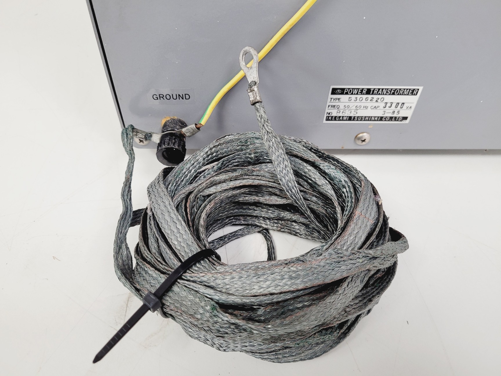 Image of Hitachi S-520 Scanning Electron Microscope System - Spares/Repair Lab