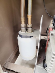 Thumbnail image of Hitachi S-520 Scanning Electron Microscope System - Spares/Repair Lab
