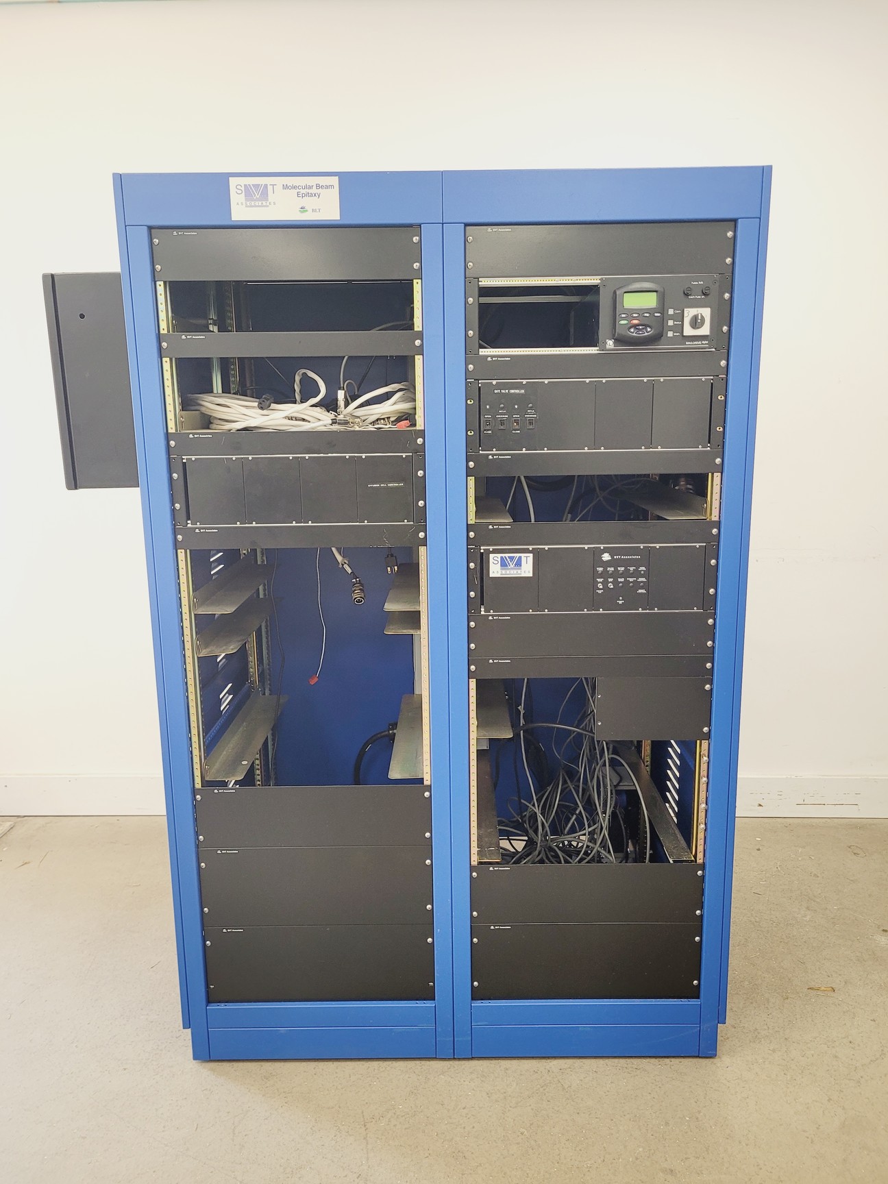 Image of Amco Modular Enclosures Cabinet SVT Associates Molecular Beam Epitaxy 