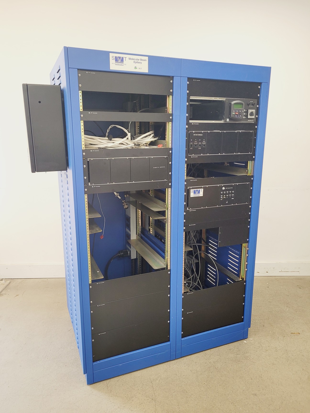 Image of Amco Modular Enclosures Cabinet SVT Associates Molecular Beam Epitaxy 