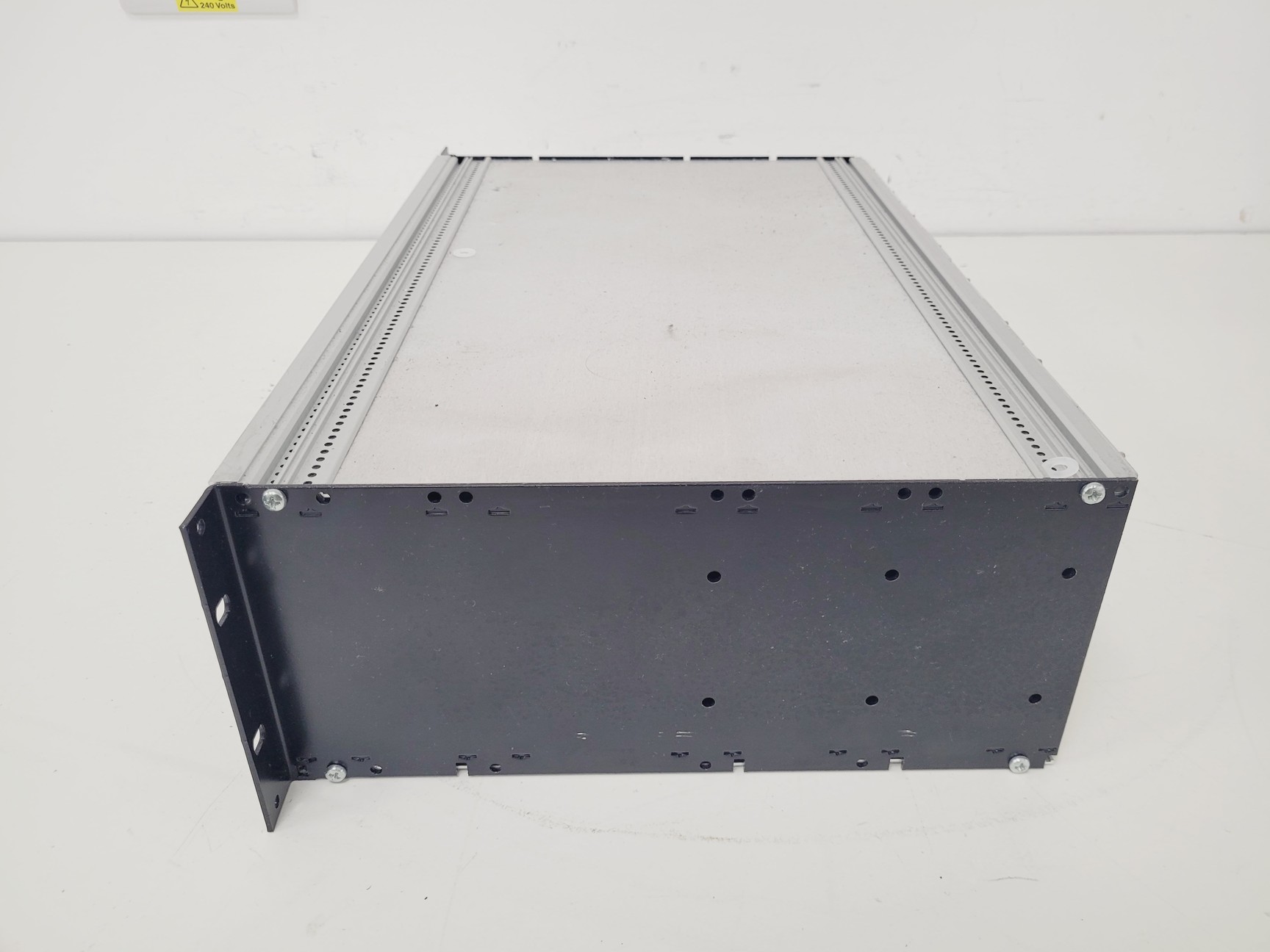 Image of Amco Modular Enclosures Cabinet SVT Associates Molecular Beam Epitaxy 