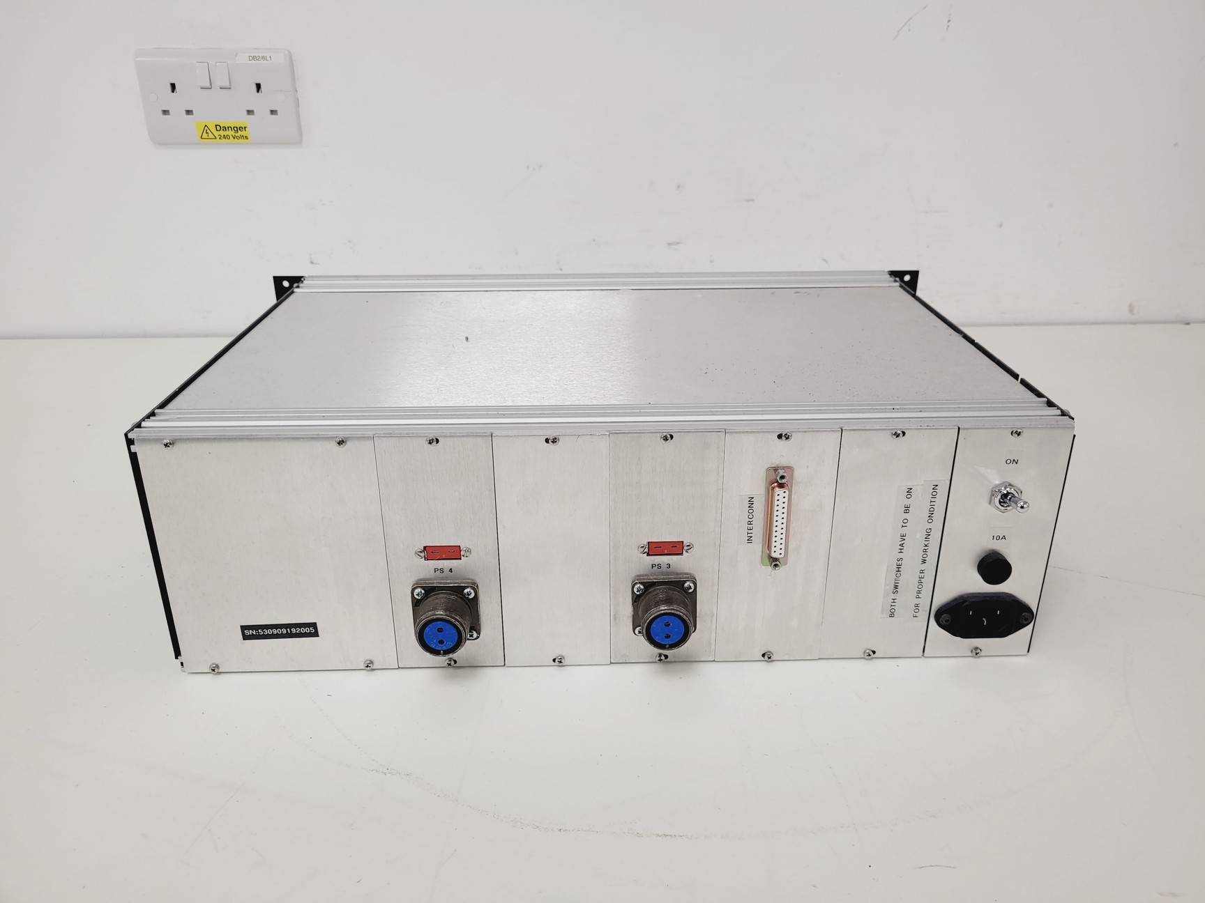 Image of Amco Modular Enclosures Cabinet SVT Associates Molecular Beam Epitaxy 
