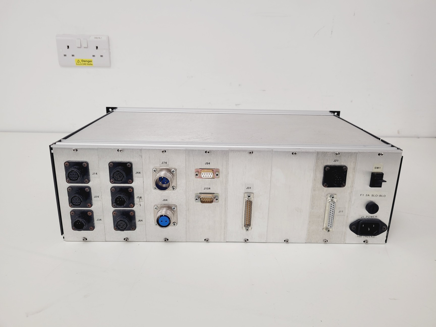 Image of Amco Modular Enclosures Cabinet SVT Associates Molecular Beam Epitaxy 