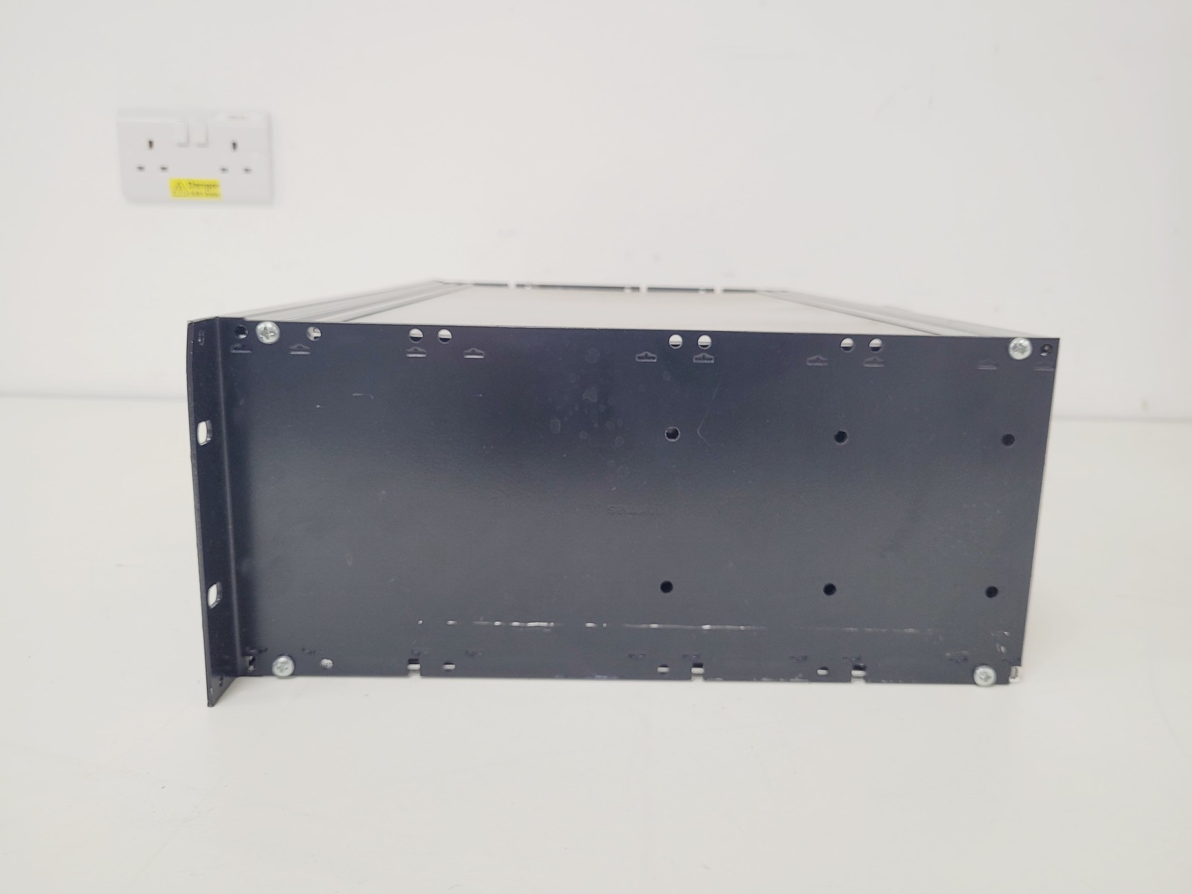 Image of Amco Modular Enclosures Cabinet SVT Associates Molecular Beam Epitaxy 