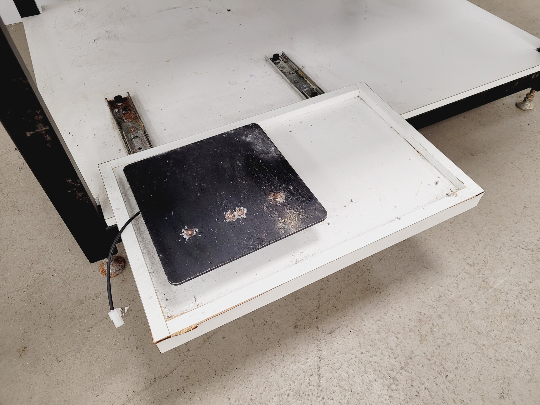 Image of Beckman Coulter Bespoke MoFlo Optical Table Bench Imperial 153x122x80cm (LxWxH)