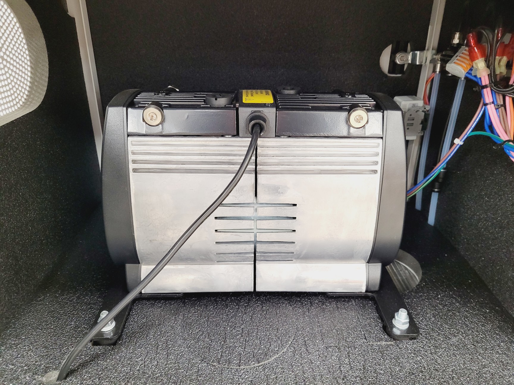 Image of Jun-Air Oil Free Compressor Type - OF302-25MQ 