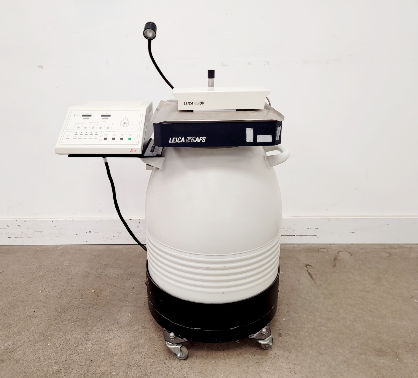 Image of LEICA EM-AFS Low Temperature Embedding System Type: 702701 w/EMUV & Dewar