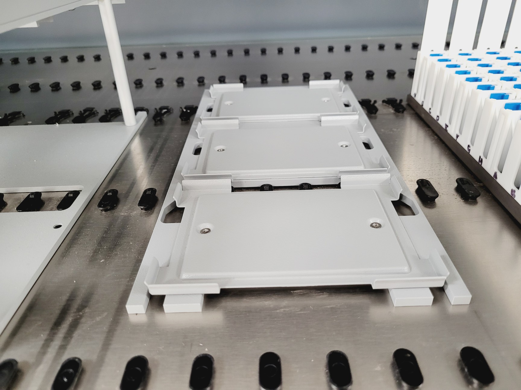 Image of Tecan Freedom EVO-2 200 Liquid Handling System with LiHa Arm, Software Lab