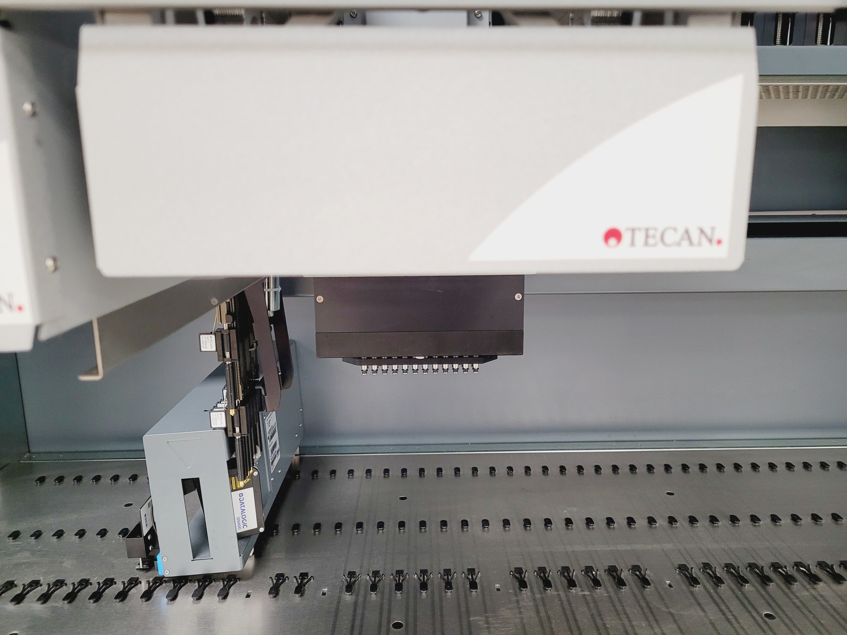 Image of Tecan Freedom EVO-2 200 Liquid Handling System with LiHa Arm, Software Lab