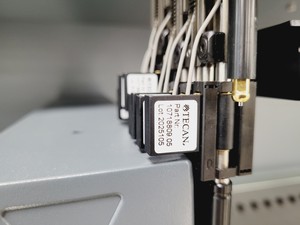 Thumbnail image of Tecan Freedom EVO-2 200 Liquid Handling System with LiHa Arm, Software Lab
