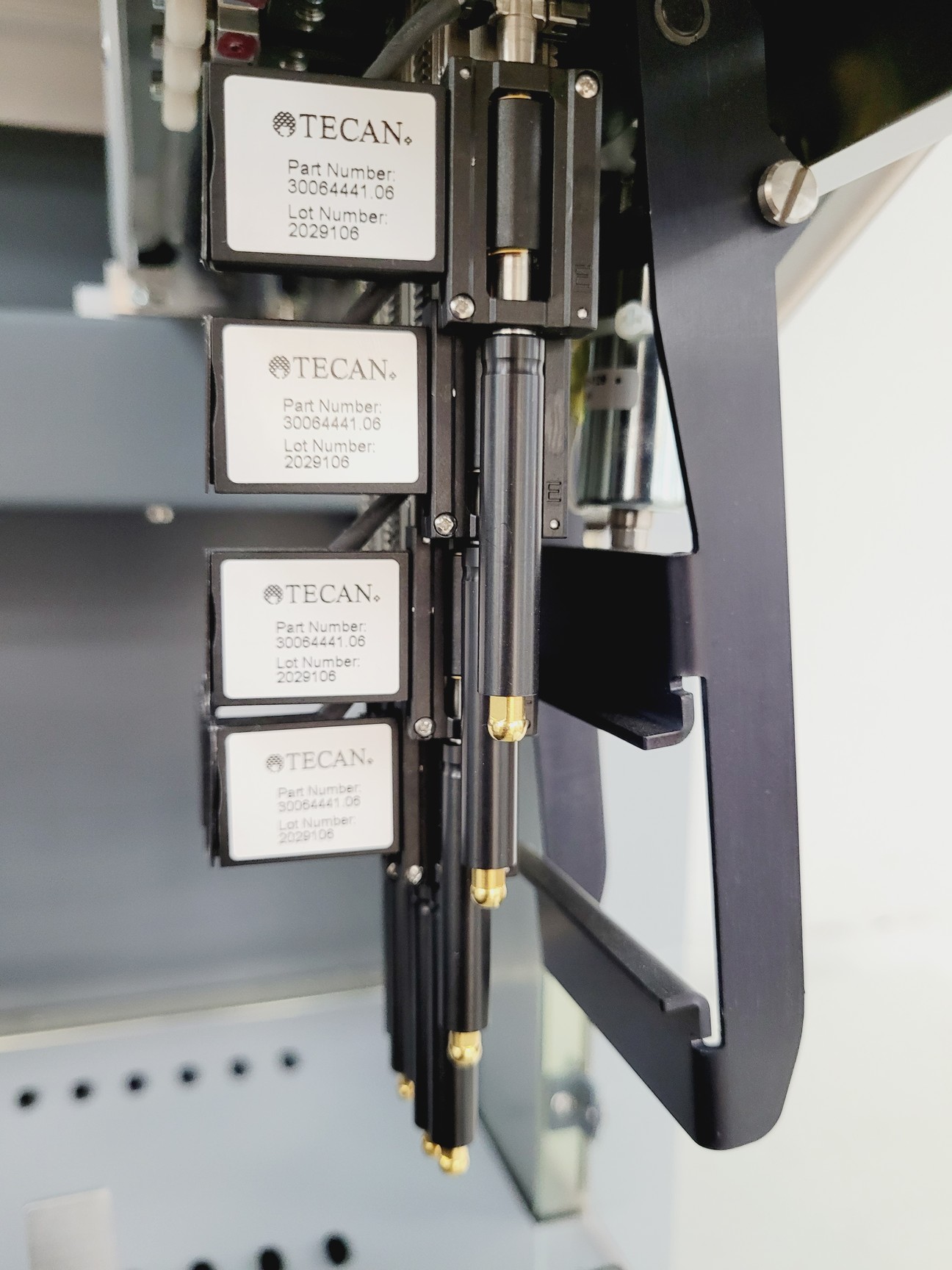 Image of Tecan Freedom EVO-2 100  Liquid Handling System with LiHa Arm, Software Lab