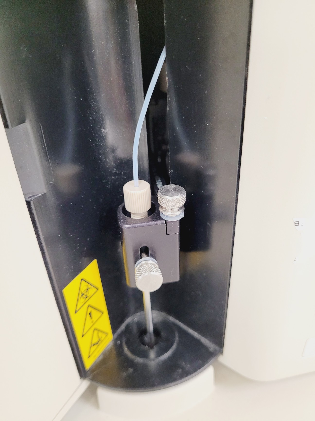 Image of Luminex Bio-Rad Bio-plex 200 System / Luminex XYP - Untested Lab