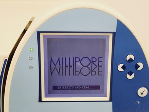 Thumbnail image of Millipore Milli-Q Reference A+ Water Purification System Lab