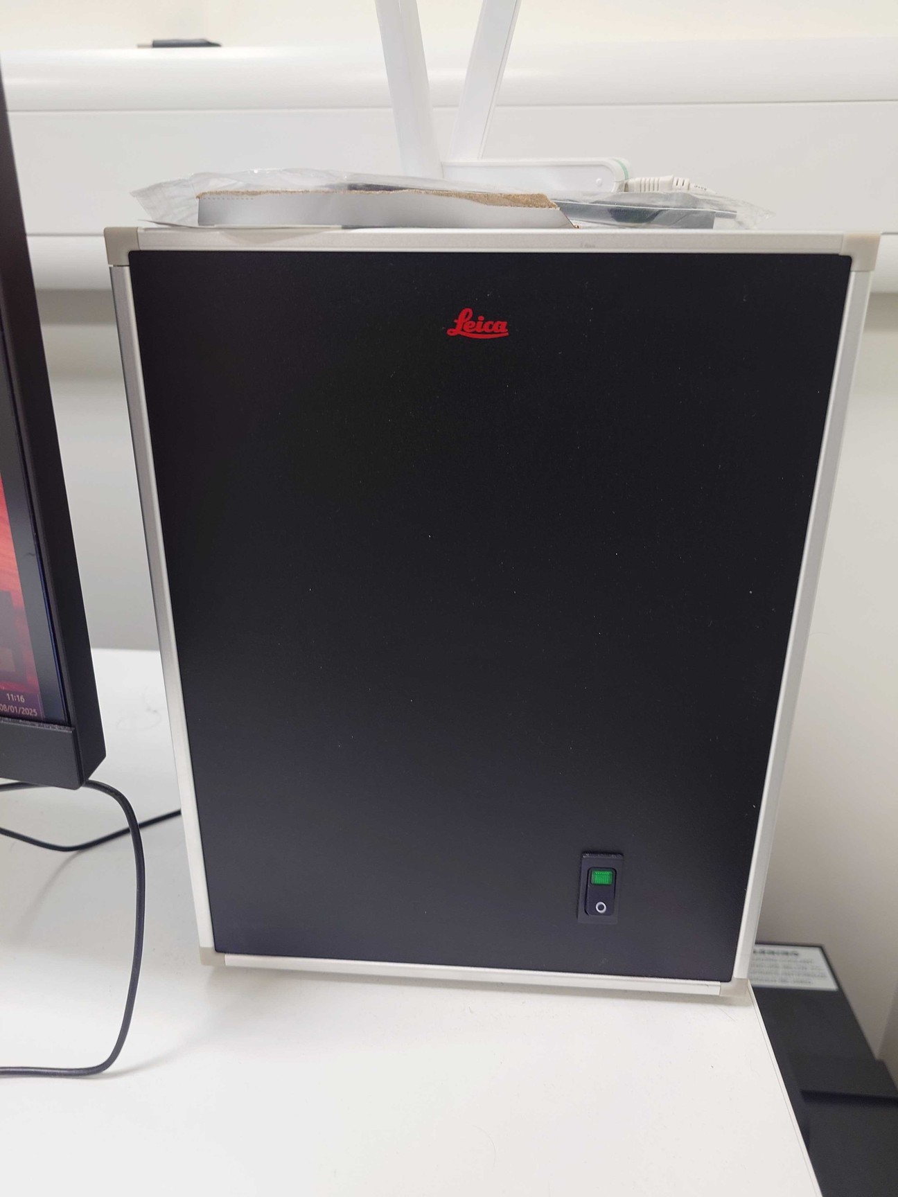 Image of Leica STELLARIS 5 DMi8 Automated Confocal Microscope System Lab