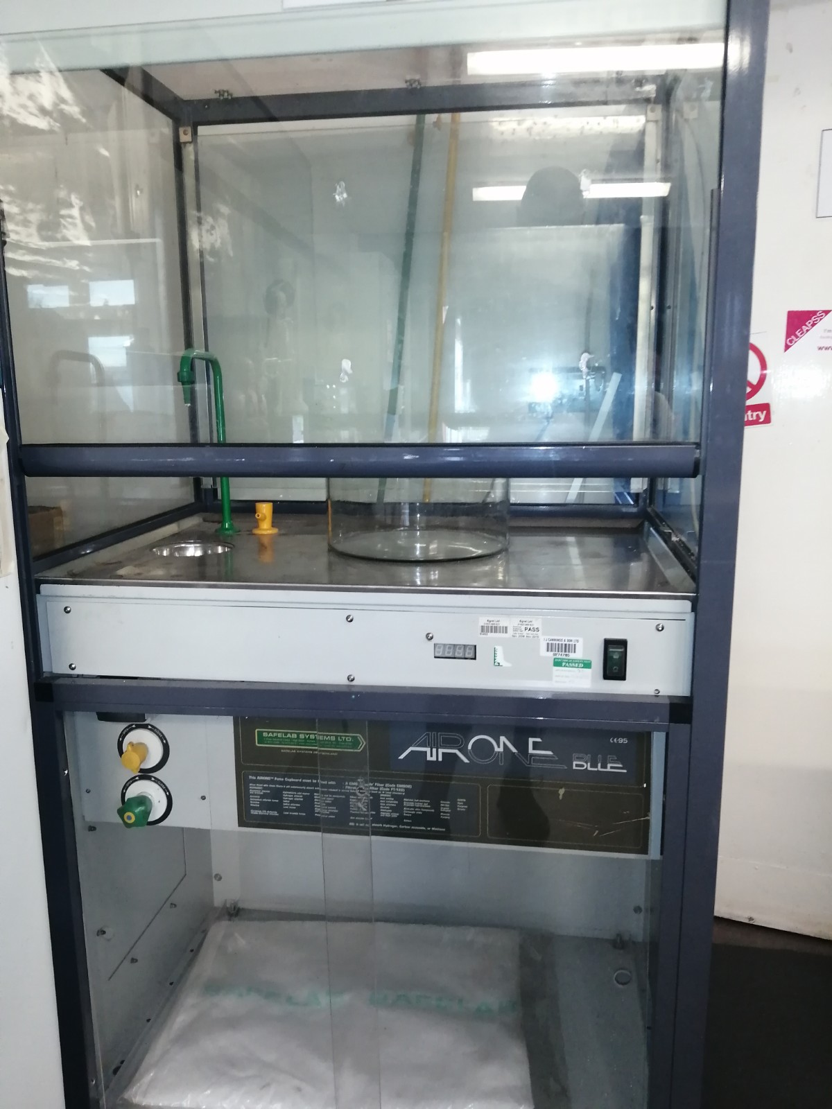 Image of Safelab AirOne Blue AB900GS Recirculating Fume Cabinet Lab