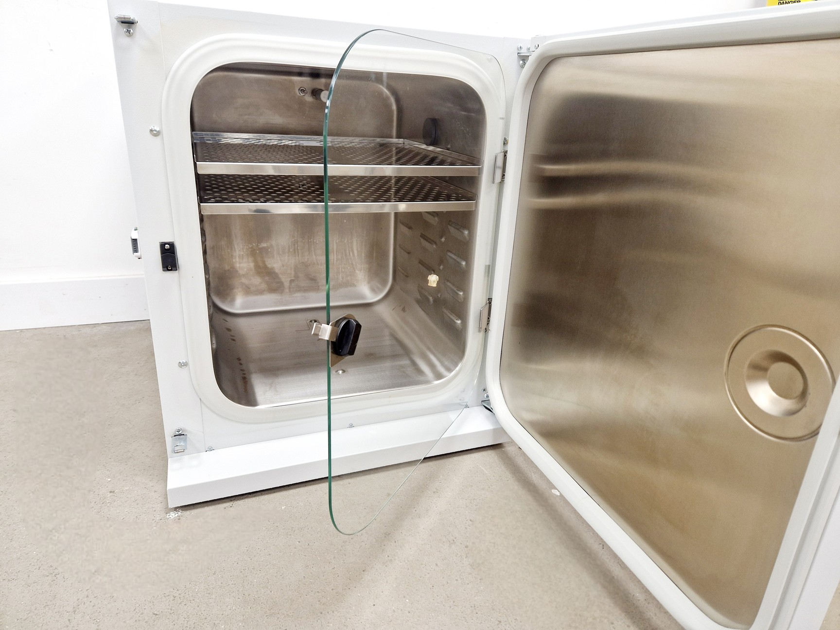 Image of Binder C150 C02 Laboratory Incubator Lab