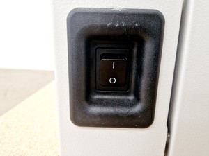 Thumbnail image of Binder CB 220 CO2 Laboratory Incubator Lab