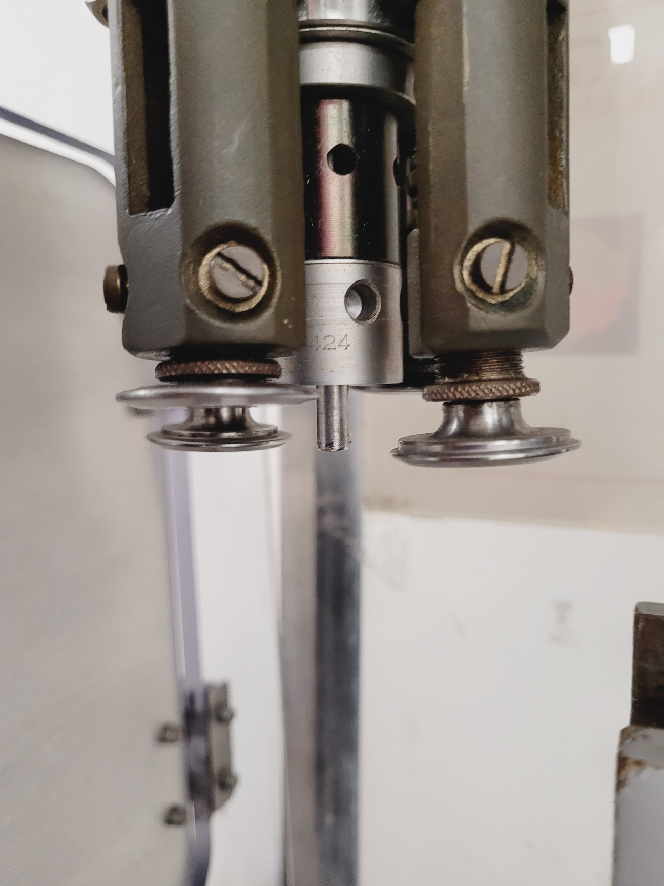 Image of Andre Zalkin TM3 Capping Machine 