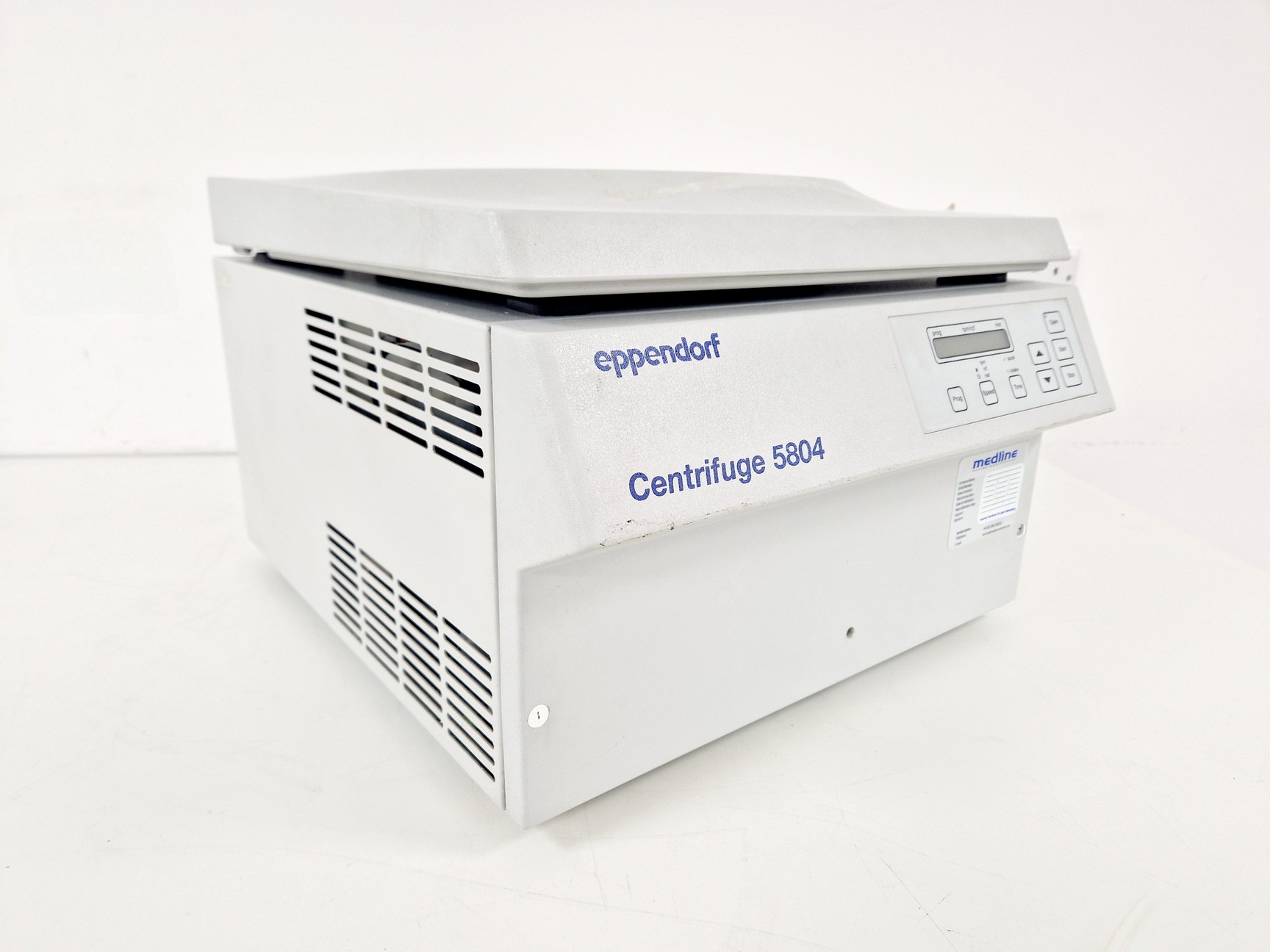 Image of Eppendorf BenchTop Centrifuge 5804 Spares/Repair Lab
