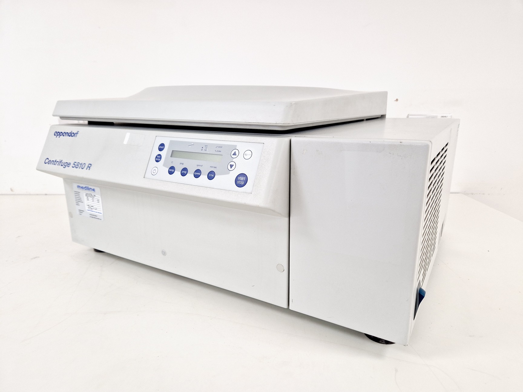 Image of Eppendorf 5810R BenchTop Centrifuge Spares/Repair Lab