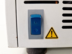 Thumbnail image of Eppendorf 5810R BenchTop Centrifuge Spares/Repair Lab