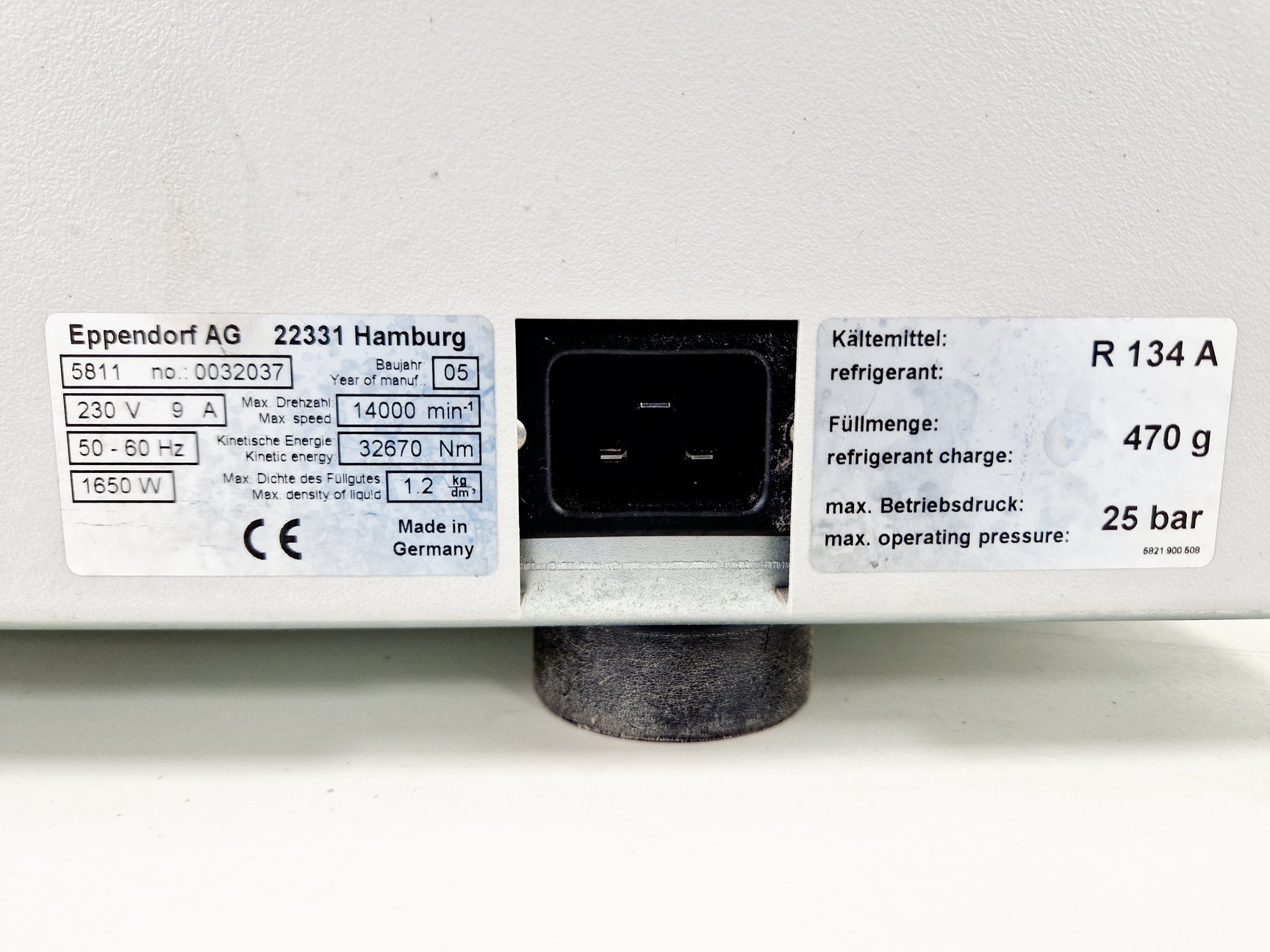 Image of Eppendorf 5810R BenchTop Centrifuge Spares/Repair Lab