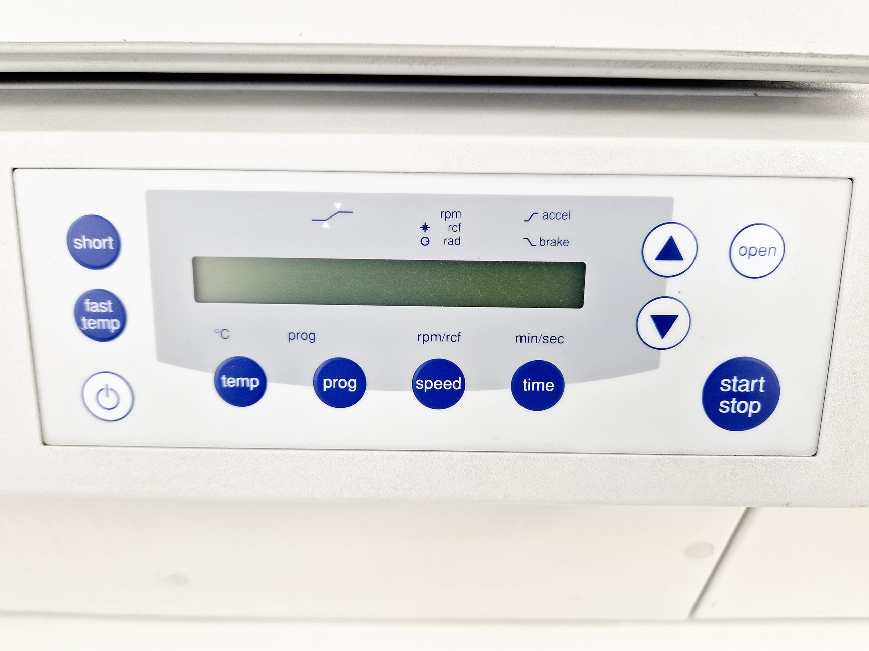 Image of Eppendorf 5810R BenchTop Centrifuge Spares/Repair Lab