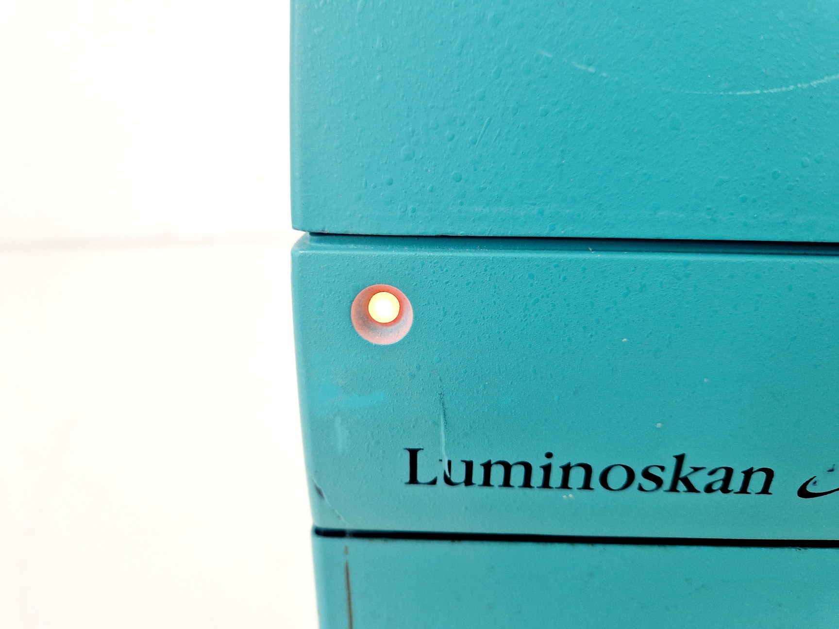Image of Labsystems Luminoskan Ascent Microplate Reader Type 392 Lab