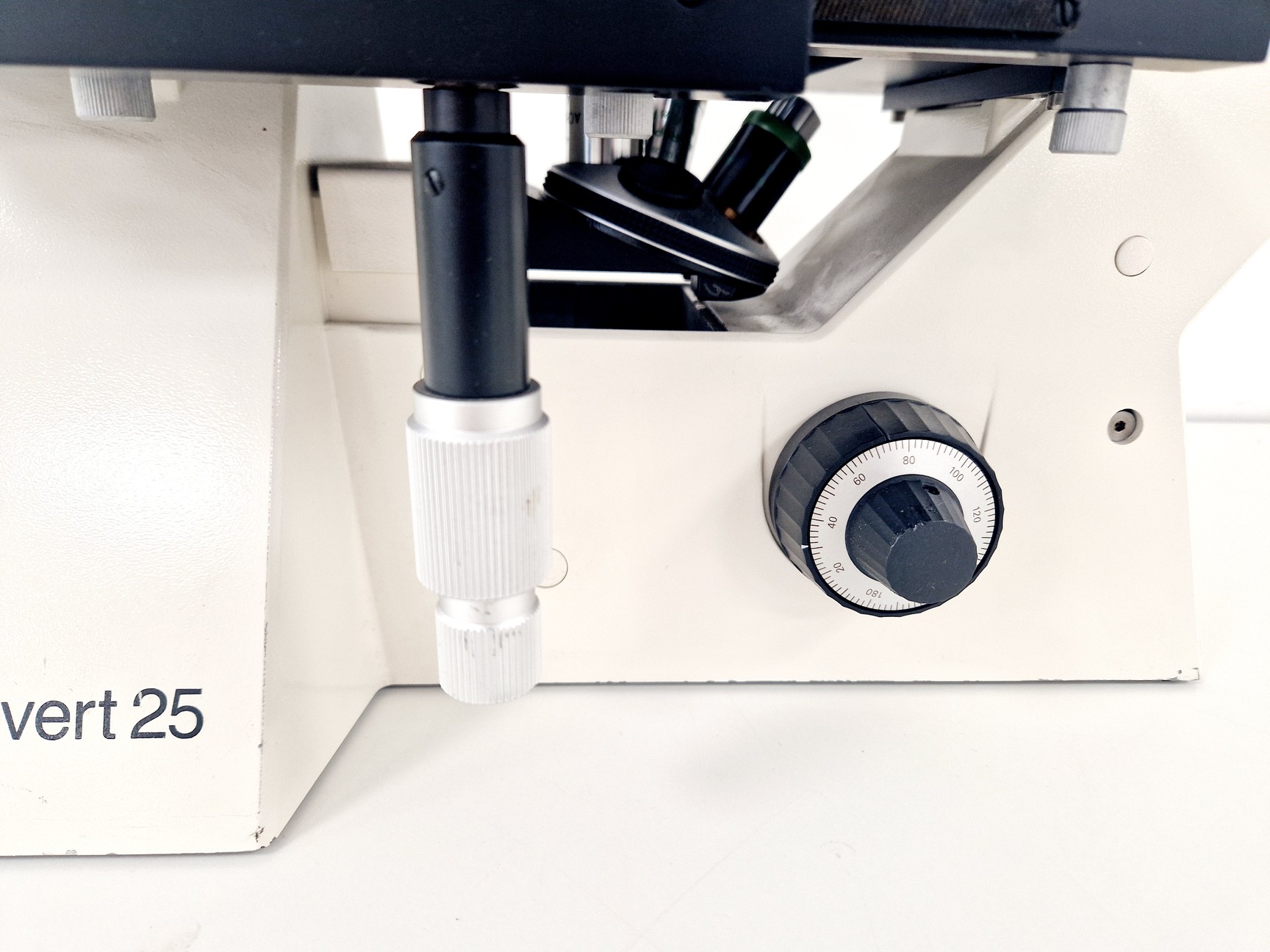 Image of Zeiss Axiovert 25 Microscope w/ 3 x Objectives Achroplan, 4x 10x 20x Lab