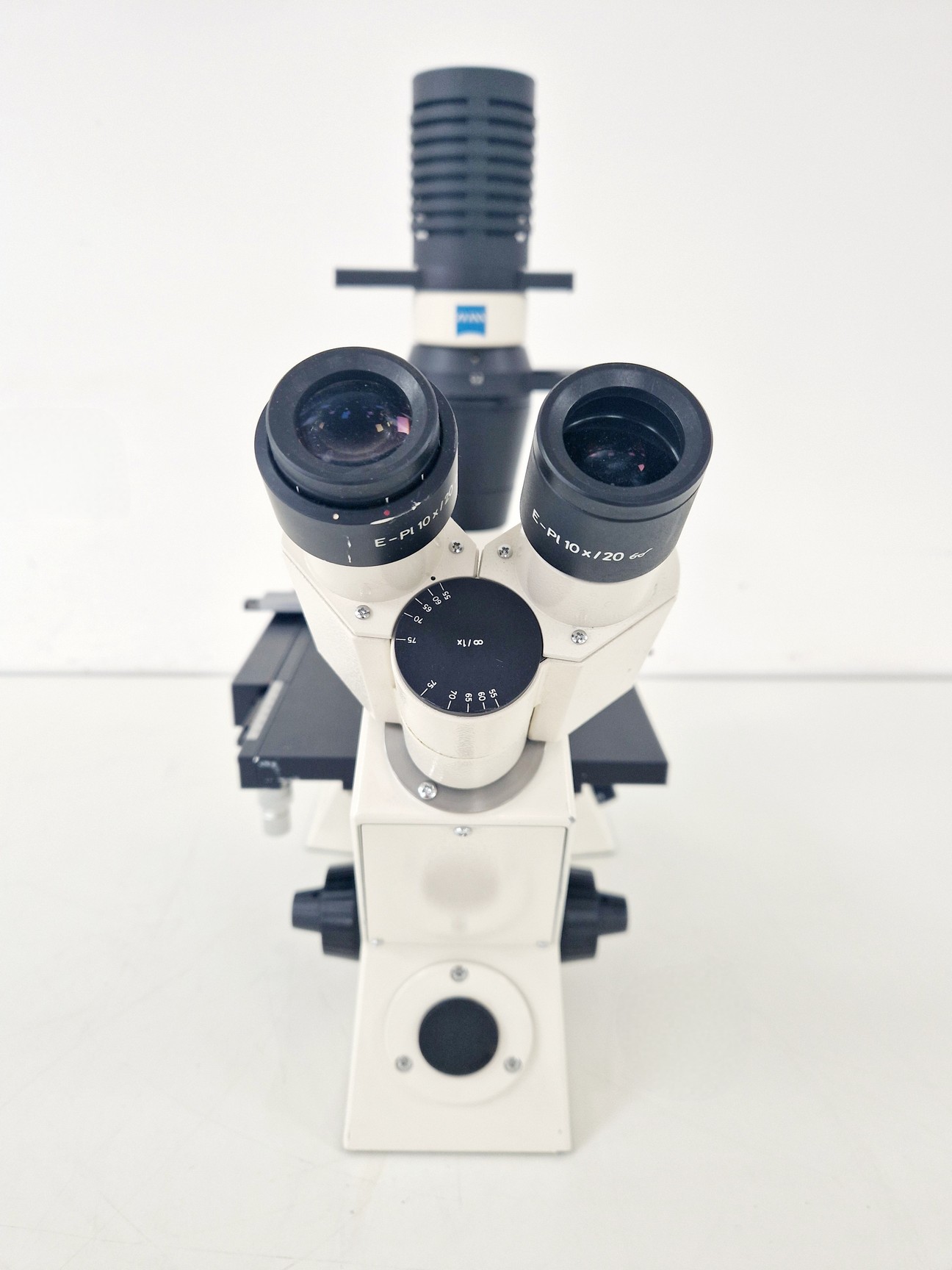 Image of Zeiss Axiovert 25 Microscope w/ 3 x Objectives Achroplan, 4x 10x 20x Lab
