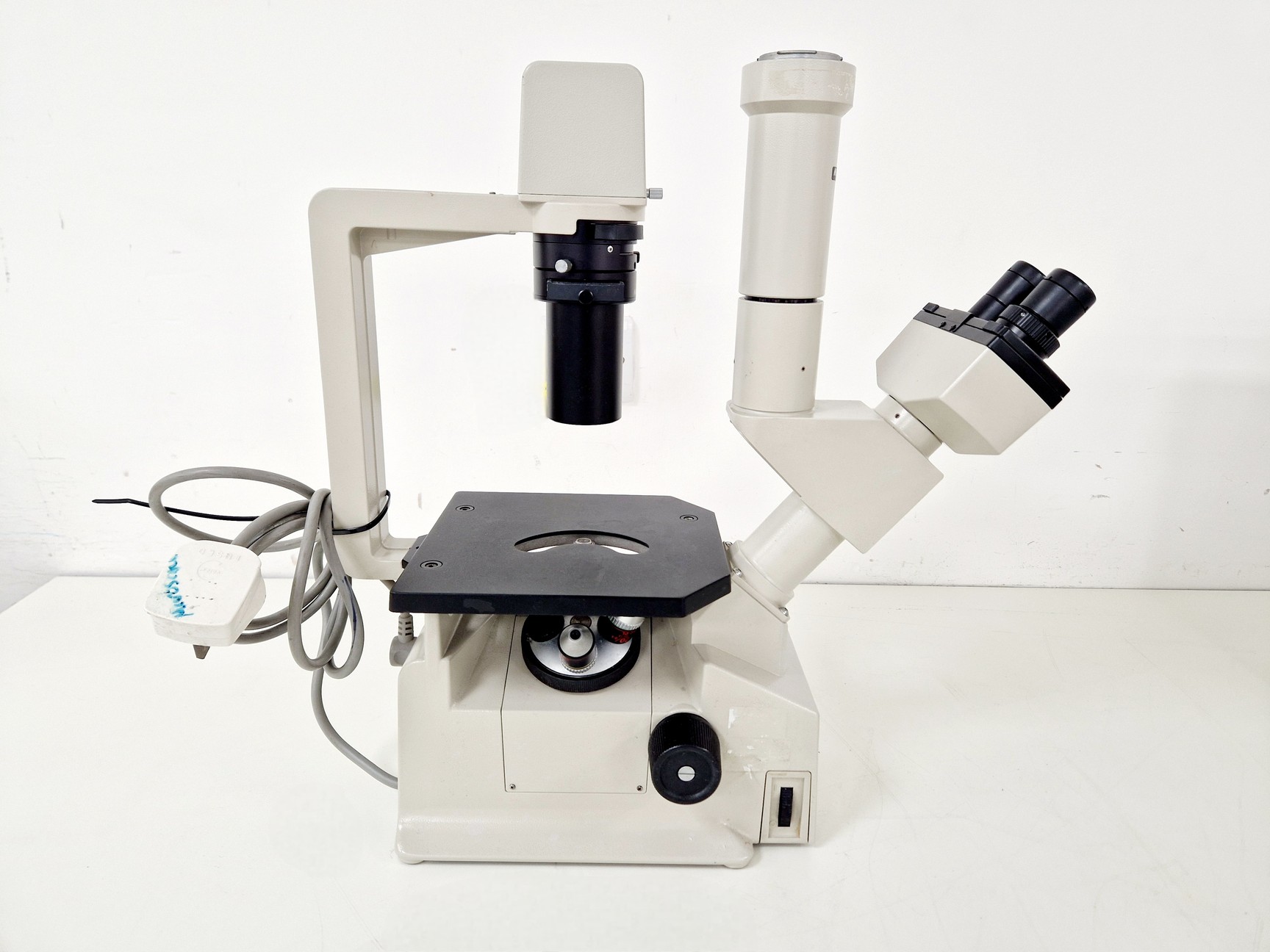 Image of Nikon TMS-F Inverted Microscope w/ 3 x Objectives Ph1/Ph2/Ph3 0.25, 20, 40 Lab