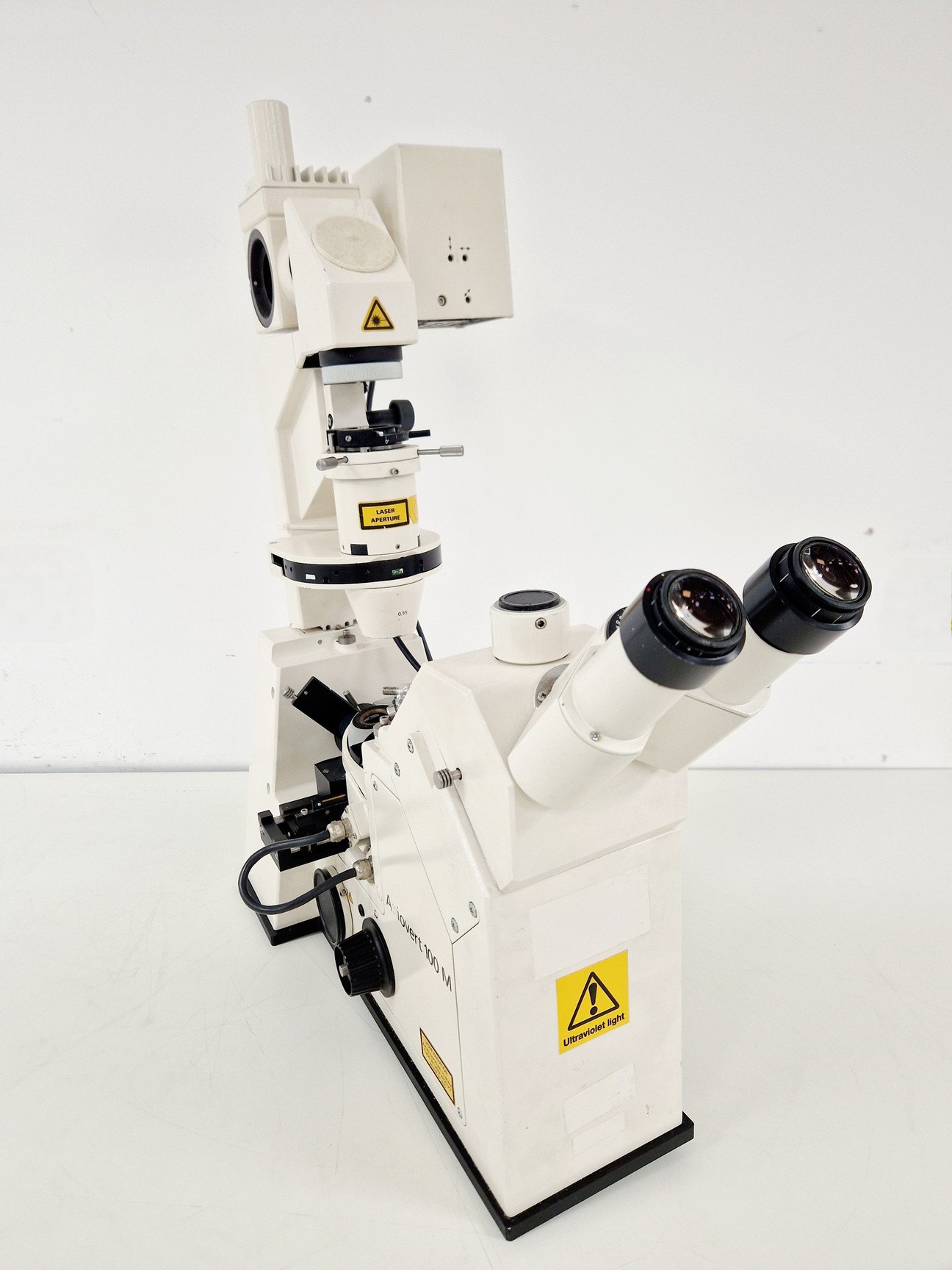 Image of Zeiss Axiovert M 100 Microscope System with LSM510 META & Lasos Laser Setup Lab