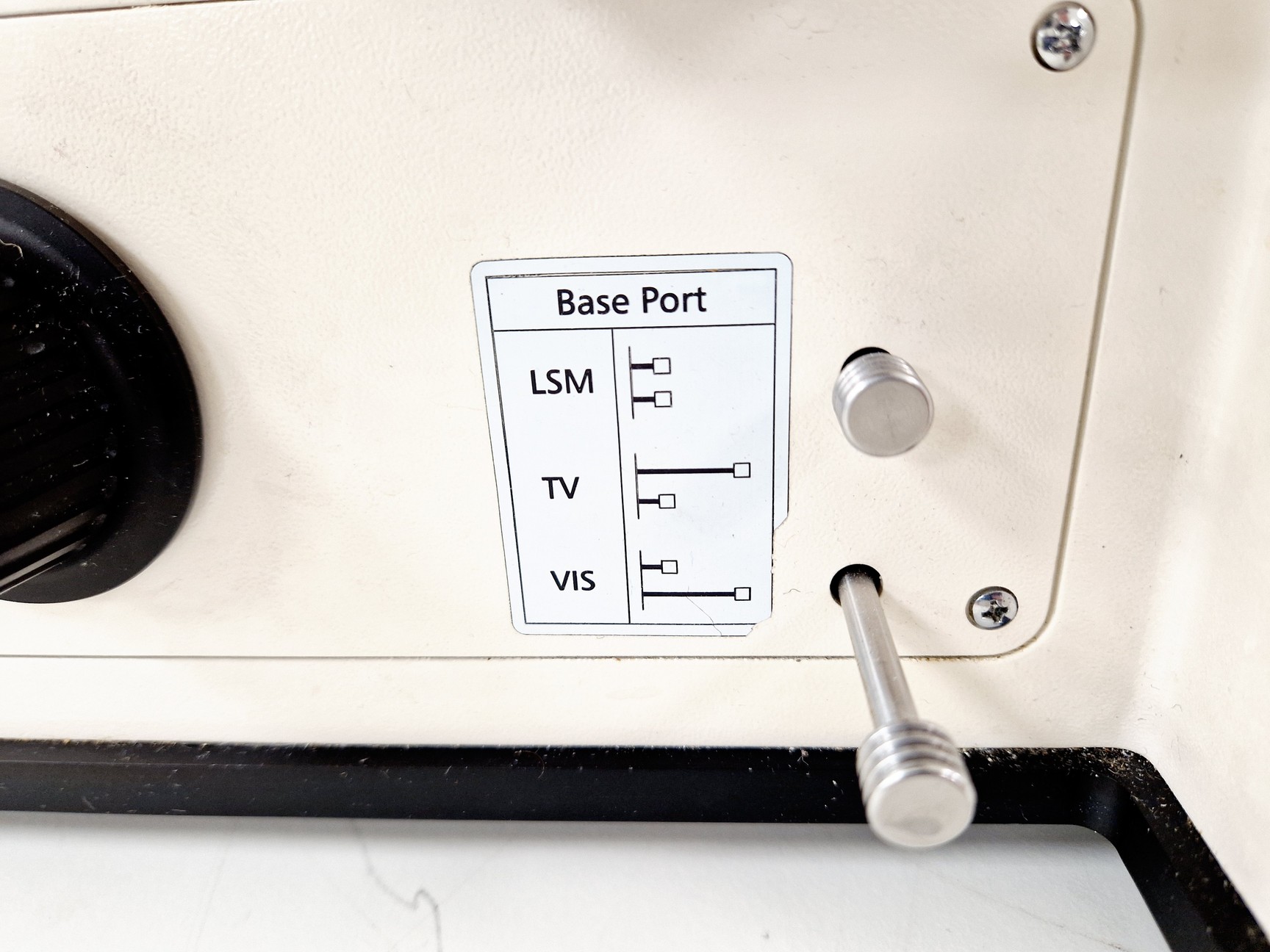 Image of Zeiss Axiovert M 100 Microscope System with LSM510 META & Lasos Laser Setup Lab