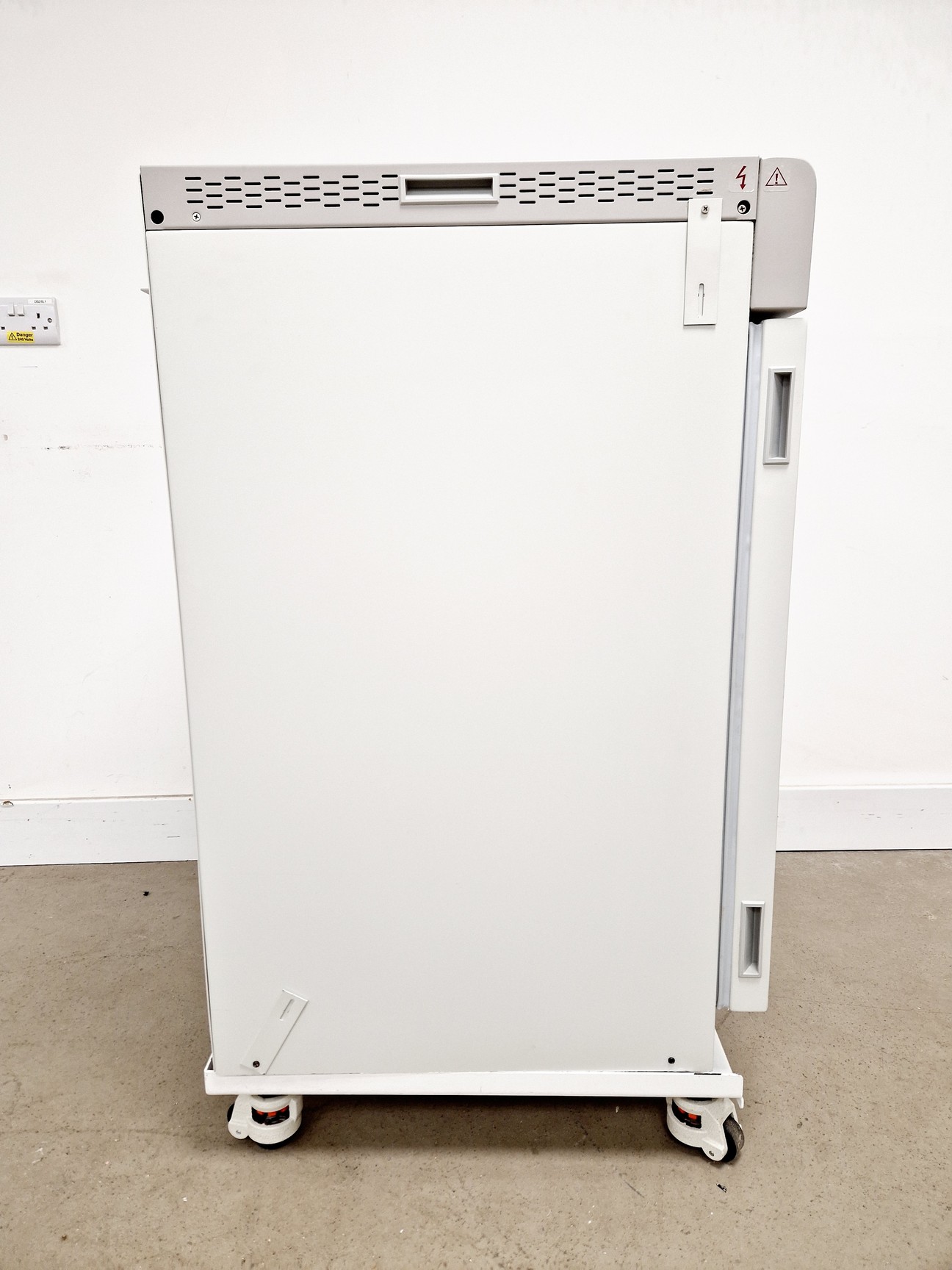 Image of Nuaire NU-5510E Series 6 Lab CO2 Incubator