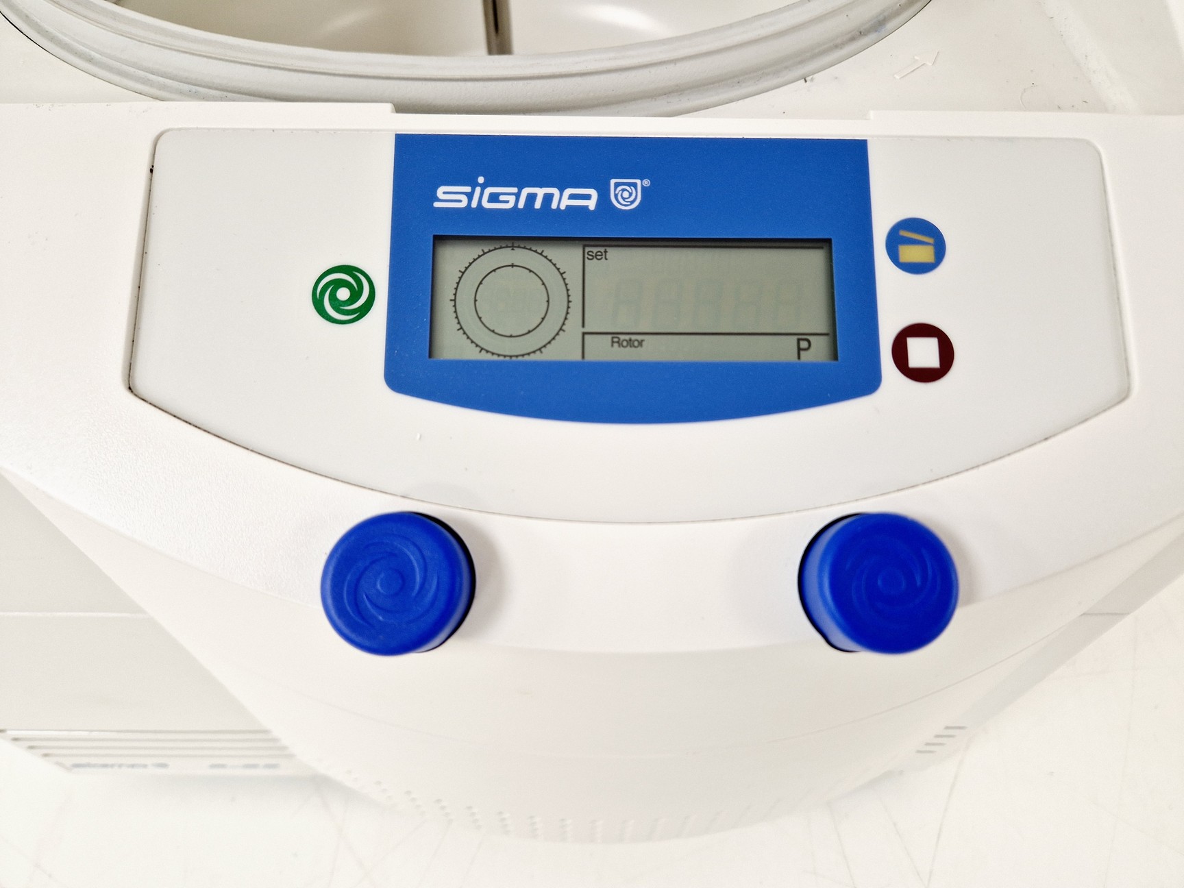 Image of Sigma 2-6E Benchtop Centrifuge w/ 11070 Swing-Out Rotor with 4 x Bucket Lab