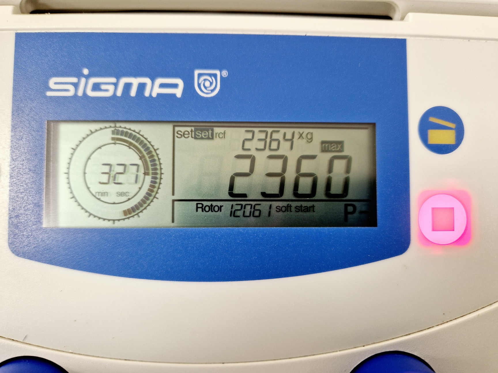 Image of Sigma 2-6E Benchtop Centrifuge w/ 11070 Swing-Out Rotor with 4 x Bucket Lab