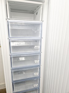 Thumbnail image of LEC Medical LSFSF312BT Laboratory Freezer Lab